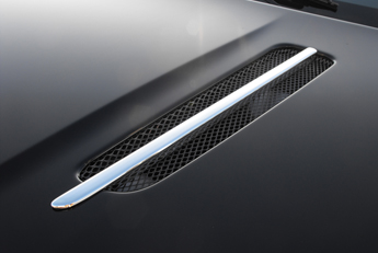 V8 Vantage Vents